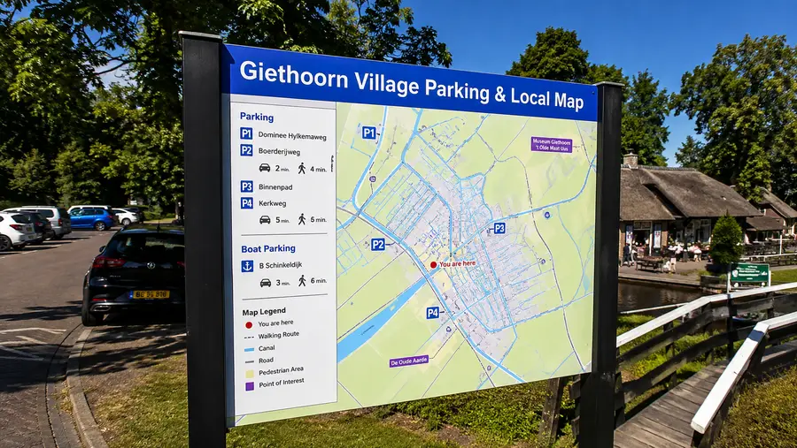 Giethoorn Village Parking & Local Map