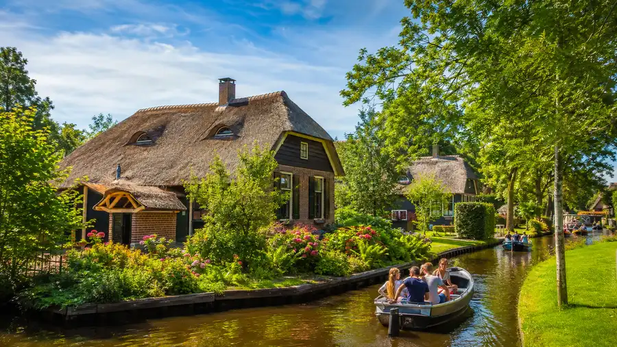 village giethoorn